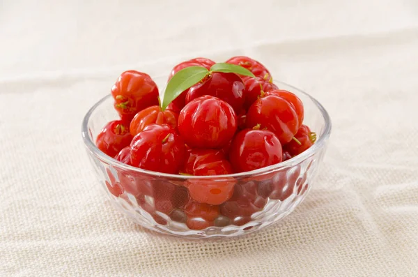 Tropical Fruit Called Pitanga Brazilian Cherry Suriname Cherry — Stock Photo, Image