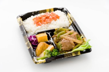 Japon Bento Beslenme çantası, Kızarmış biftek ve dolmalık biber.