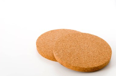 Beyaz arkaplanda tıpa altlıkları