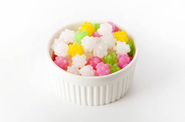 Cocotte cinsinden renkli konpeitou (Japon geleneksel şeker şekeri)