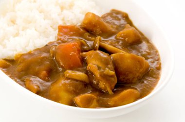 Körili tavuk ve pilav.