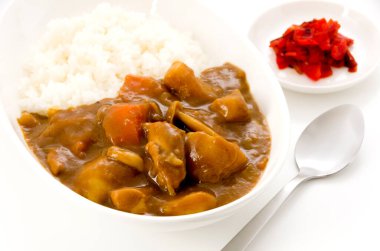 Körili tavuk ve pilav.