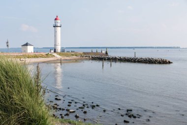 Hellevoets Haringvliet tarihi beyaz deniz feneri