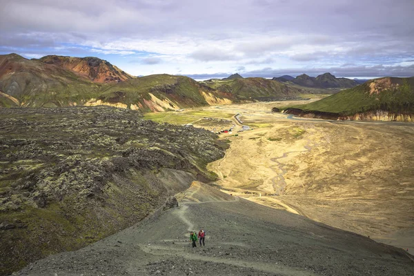 Landmannalaugar montanhas coloridas na Islândia, hora de verão — Fotografia de Stock