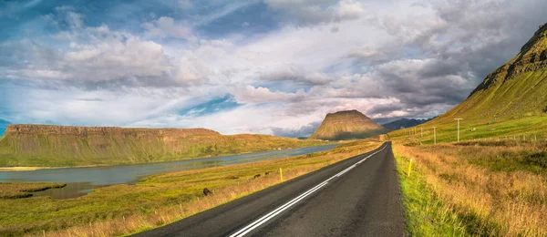 아이슬란드 풍경 파노라마 보기 — 스톡 사진