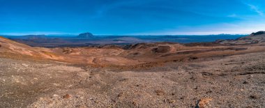 Panoramik İzlanda dağlık Askja caldera yaz