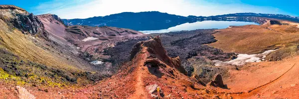 Panoramic view of Askja caldera in highlands of Iceland, summer — Stock Photo, Image