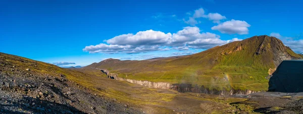 Panoramiczny widok na piękny krajobraz islandzki, Islandia — Zdjęcie stockowe