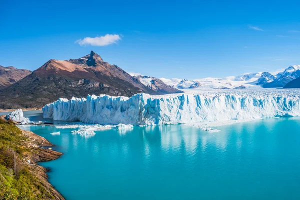 Panorama ledovce Perito Moreno v Patagonii — Stock fotografie