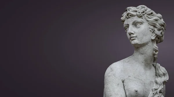 Antica statua di donna rinascimentale italiana sensuale con lon — Foto Stock