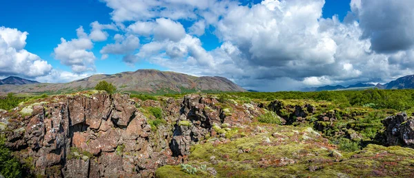 Vista Panorámica Sobre Saco Tierra Áspero Colorido Islandia Verano — Foto de Stock