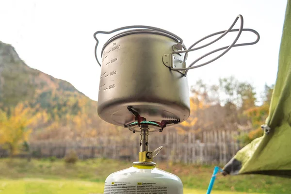 Équipement Cuisine Voyage Cuisinière Gaz Casserole Près Tente Camping Dans — Photo