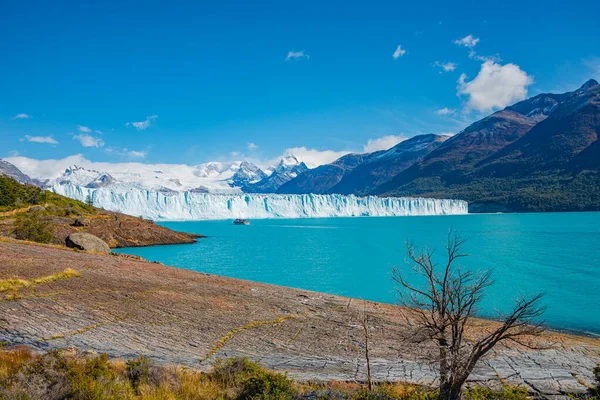 Vista Panorámica Del Enorme Glaciar Perito Moreno Patagonia Otoño Dorado —  Fotos de Stock