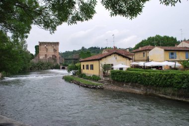 Valeggio sul Mincio Borghetto sul Mincio köyü, Verona, Veneto, İtalya, Mayıs 13 2016.