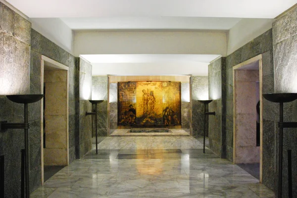 Στο Εσωτερικό Μνημείο Πεσόντων Του Μαρτσαμπότο Μπολόνια Εμίλια Ρομάνια Ιταλία — Φωτογραφία Αρχείου