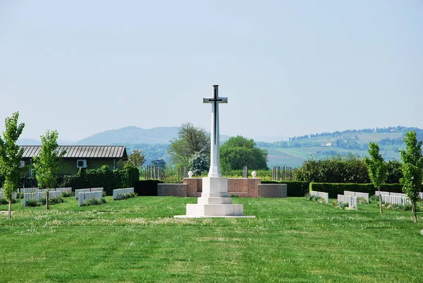 法恩扎战争公墓 法恩扎 拉文纳 帕尔马 意大利 — 图库照片