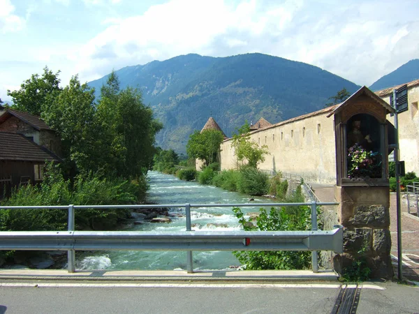Fluss Adige Außerhalb Der Stadt Glurns Südtirol Trentino Alto Adige — Stockfoto