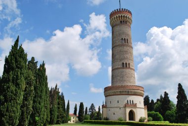 San Martino della Battaglia Desenzano del Garda, Brescia, Lombardiya, İtalya, 15 Mayıs 2016 Kulesi.