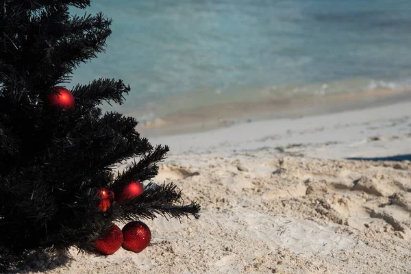 Kerstmis handgemaakte decoratieve ornamenten voor het ontwerp — Stockfoto