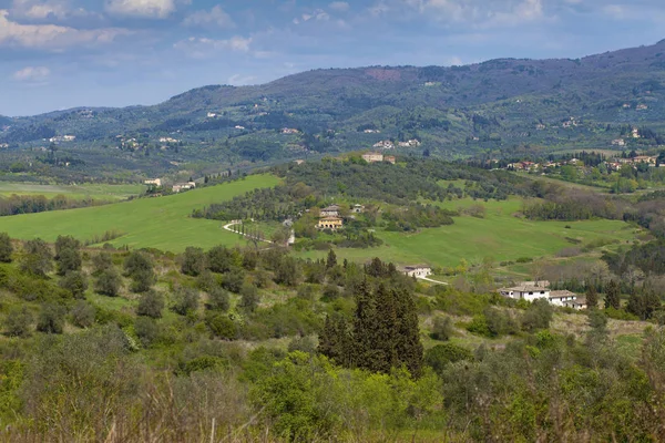 Idylliska landsbygdens landskap i Toscana — Stockfoto