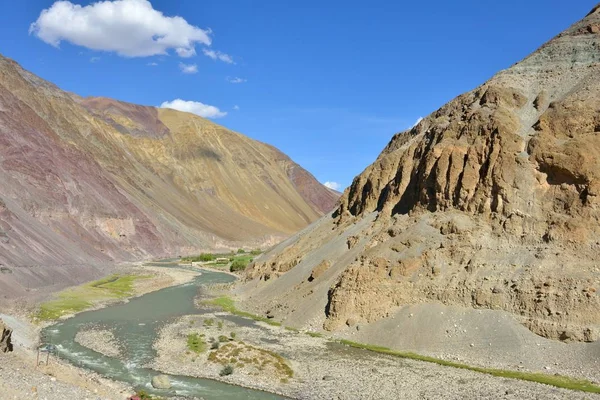 Indus-Tal in ladakh — Stockfoto