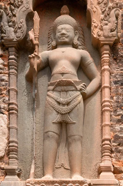 Escultura Una Dvarapala Figura Guardiana Templo Angkoriano Preah — Foto de Stock