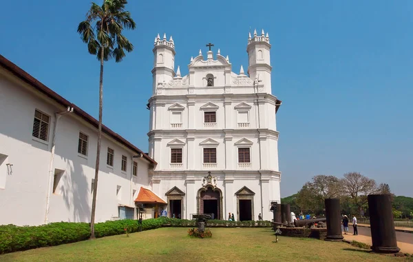 Old Goa India Feb Зовнішня Частина Білої Історичної Будівлі Церква Стокове Фото