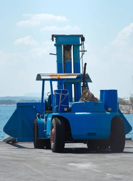 Forklift truck for boats in marine port. — Stock Photo, Image