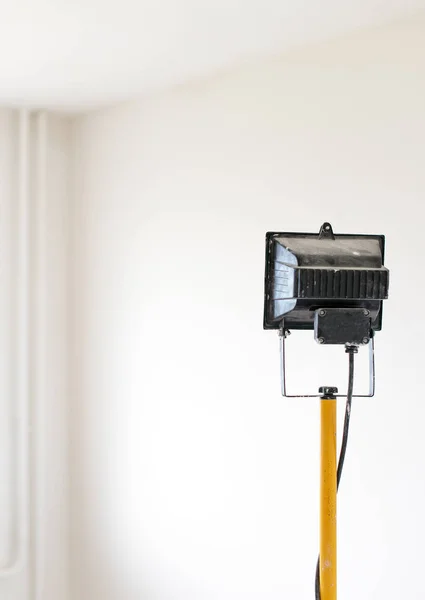 Preparación para la renovación de la habitación. Lugar para el texto . — Foto de Stock