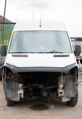 Sonrası kaza araba park yeri.