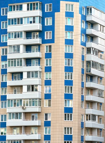 Balkonlu Daire bina portresi.