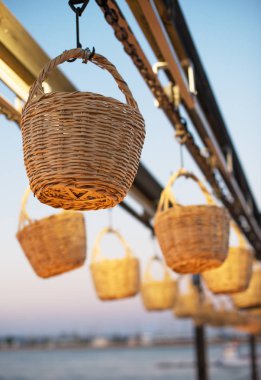 Konveyör bant seaport sepetleri ile.