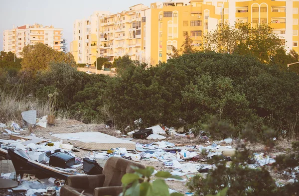 Illegal dump in the center of Portimao. — Stock Photo, Image