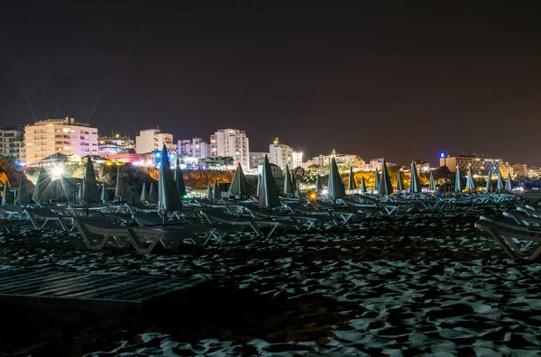 Nacht strand in Portimao, Portugal. — Stockfoto