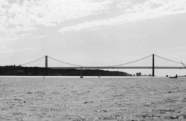 Ponte del 25 aprile a Lisbona . — Foto Stock