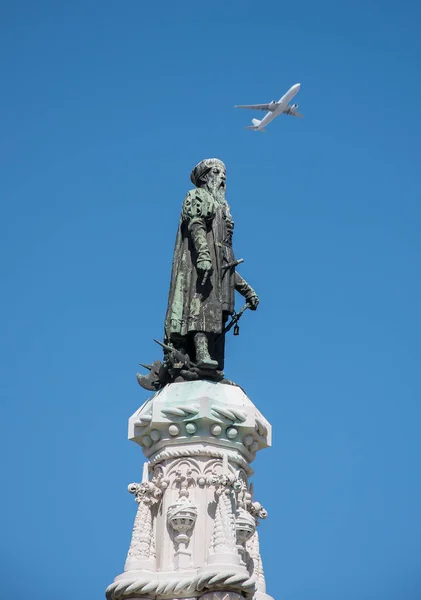 ヴァスコ・ダ・ガマ像。アフォンソ・デ・アルバカーキ広場,ベレン,ポルトガル. — ストック写真