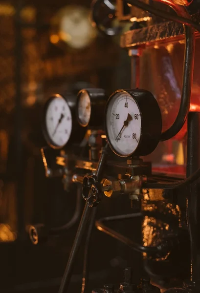 Vintage dashboard. Deel van oude elektriciteitscentrale. — Stockfoto