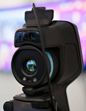 Kızılötesi endüstriyel kamera görünümünü yakın çekim.