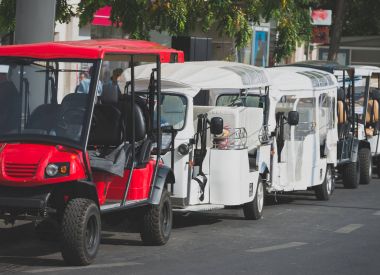 Arabaları ve saklardı Kiralama Lizbon, Portekiz.