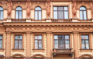Bina cephe at Nevsky Prospect Sankt-Petersburg, Rusya.