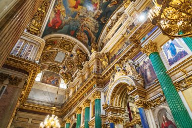 Sankt-Petersburg, Rusya Federasyonu, 22.04.2018 - içinde Saint Isaac's Cathedral