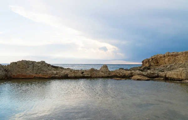 Lindas Pedras Lava Costa Chipre — Fotografia de Stock