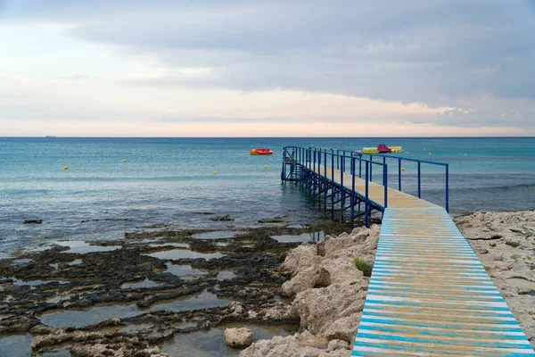 Oude Houten Pier Die Leidt Naar Zee Cyprus — Stockfoto