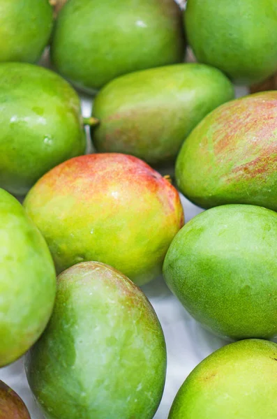 Close View Organic Mangoes Supermarket — Stock Photo, Image
