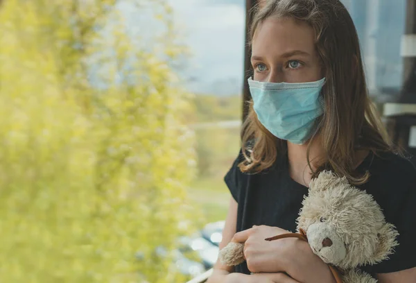 Little Girl Toy Balcony Self Isolation Stay Home — Stock Photo, Image