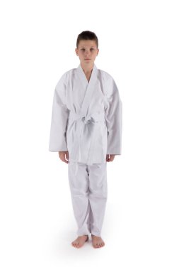 karate teknikleri izole beyaz arka plan üzerinde Studio ile poz çocuk