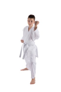 karate teknikleri izole beyaz arka plan üzerinde Studio ile poz çocuk
