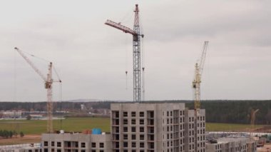 Yeni Konut üç aylık İnşaat