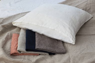 İç kısımda doğal çevre dostu keten yatak.