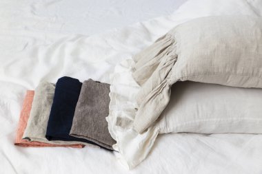 İç kısımda doğal çevre dostu keten yatak.